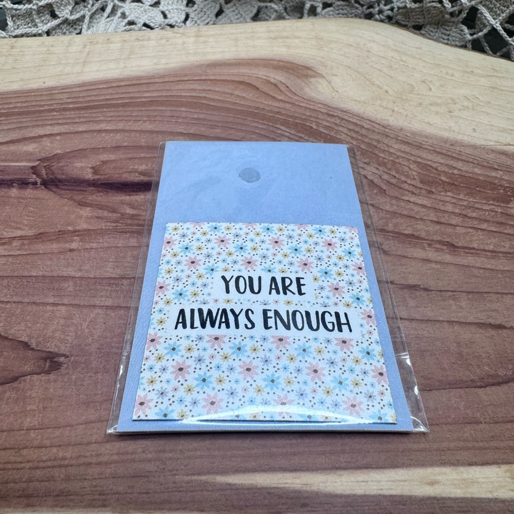 Motivational Magnet with Floral Pattern - Wish Strings